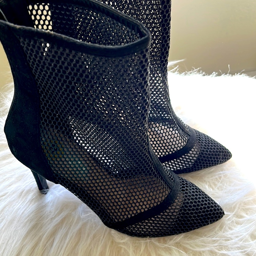 Simplicity Sexy Black Mesh Stilettos size 8 -2025/2026 Trend!
